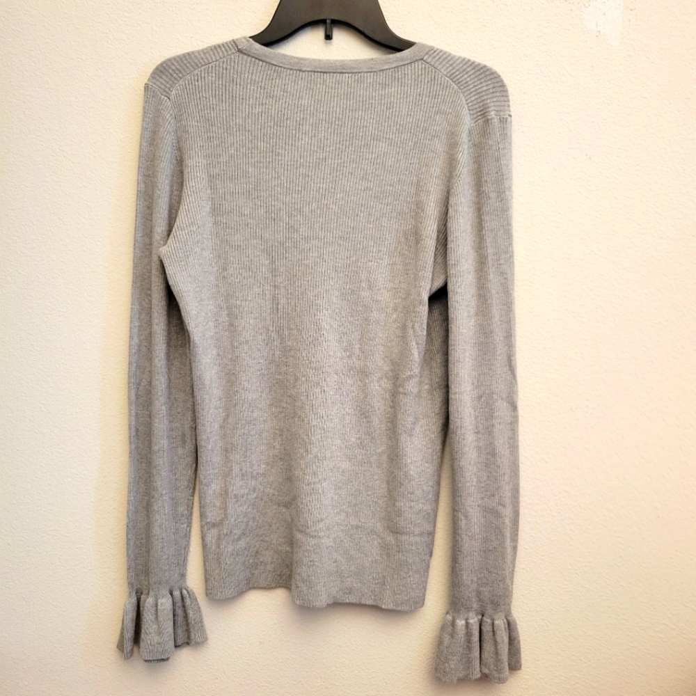 Ann TAYLOR SWEATER Gray large bell sleeved